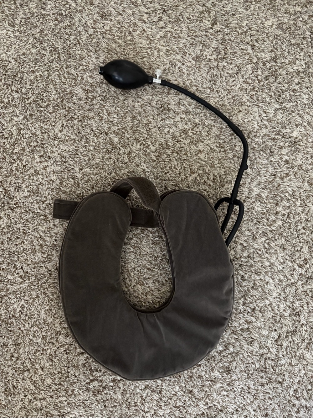 S Cervical Neck Traction Device for Decompression